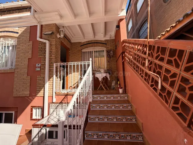 CHALET ADOSADO EN TORRE DE HORADADA — 4