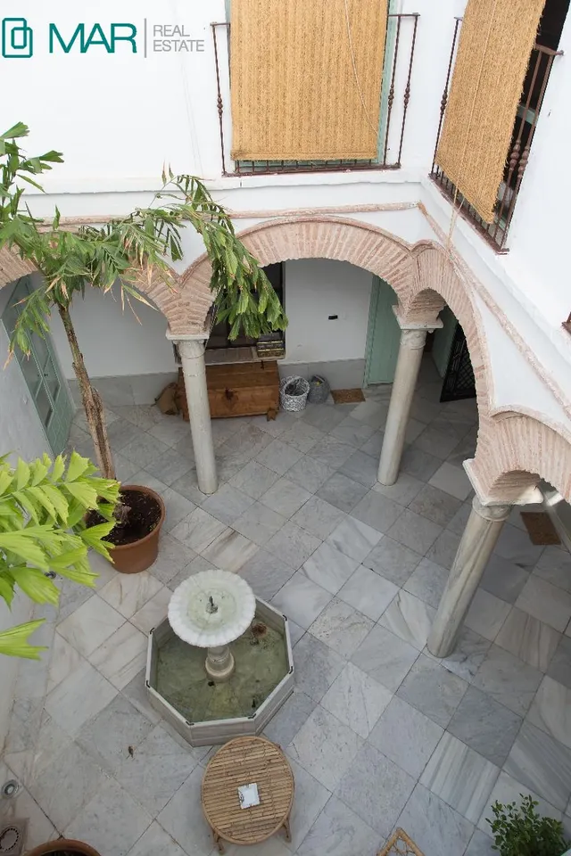 Espectacular casa en pleno casco histórico — 48