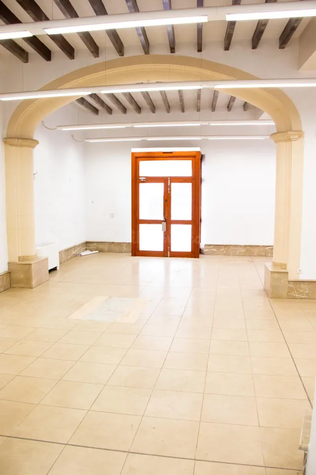 Casa señorial con jardín en el centro de Campos - foto 5
