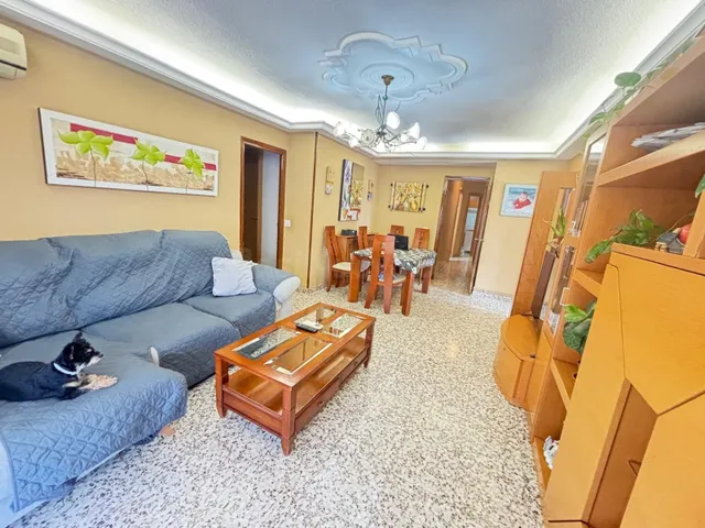 Piso de 4 habitaciones en el centro y 2 baños - foto 5