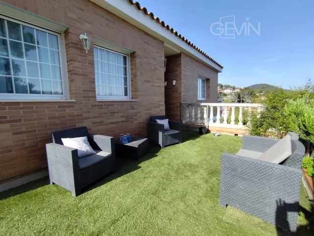 Casa unifamiliar en venta en Sentmenat — 2