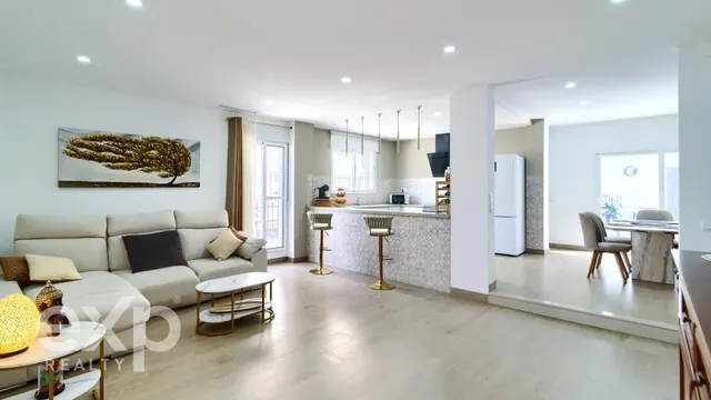 CASA EN ALGEMESI — 18