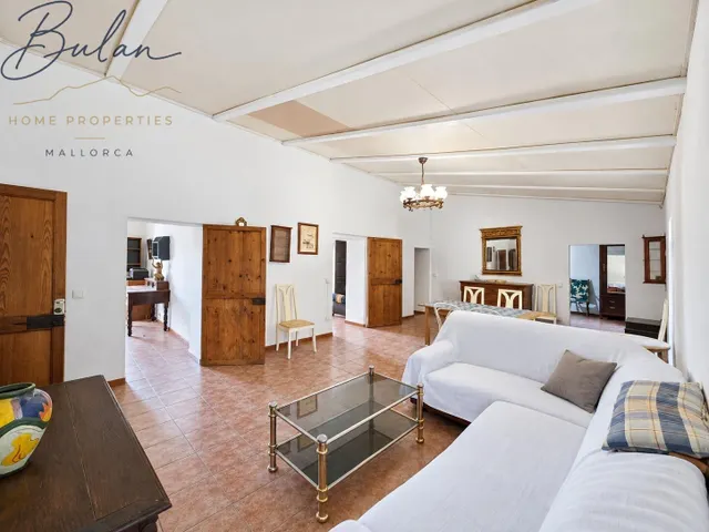 Casa señorial a reformar con bodegas, gran patio y garaje en Consell — 22