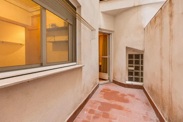 ️ Amplio piso de 3 dormitorios con terraza en pleno centro de Torrevieja — 23