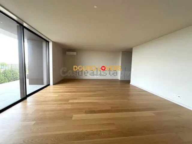 Apartamento 3 habitaciones 116m² en venta - Santa Marinha e  - foto 2