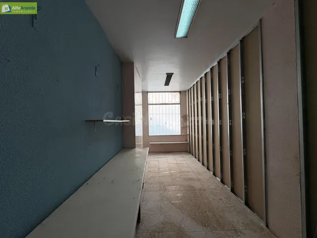 LOCAL EN VENTA 68 M2 EN C. FERNAN GONZALEZ - foto 5