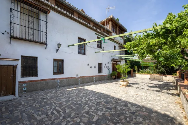EXCLUSIVA FINCA CON 30.000 m2 DE SUELO URBANIZABLE EN OGÍJARES (GRANADA) – VIVIENDA, PISCINA Y GRAN POTENCIAL DE INVERSIÓN — 12