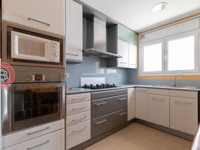 Chalet 5 habitaciones 238m² en venta - Carretera Igualada — 31