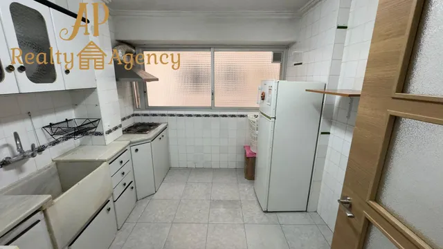 Estupendo piso de 2 habitaciones, amueblado, en Campanar, junto Hipercor. — 9