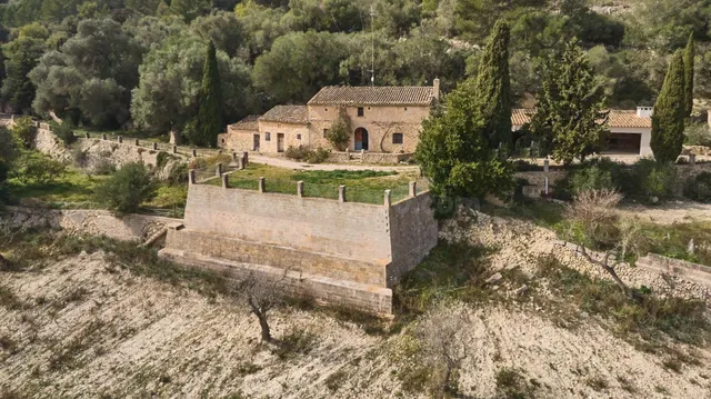 ¡¡¡Espectacular finca rústica bajo el Monasterio de Cura en  - foto 4