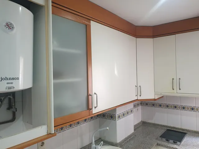 Piso junto calle san anton y recogidas — 34