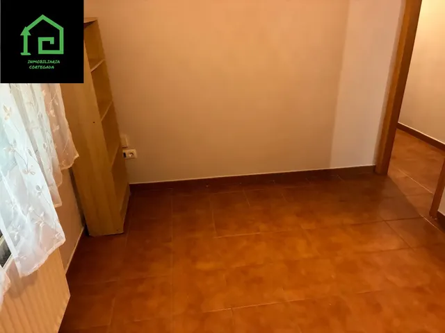 PISO CON TRASTERO CERCA DEL CENTRO COMERCIAL — 11