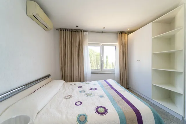 Villa 6 habitaciones 2600m² en venta - Cometa-Carrió — 14