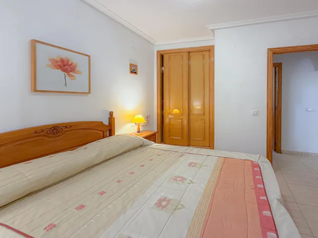 Parquemar! Exclusivo y Único, apartamento tipo bungalow con Colosal Terraza privada en urbanización privilegiada con preciosa piscina comunitaria (400 mts playa) — 24