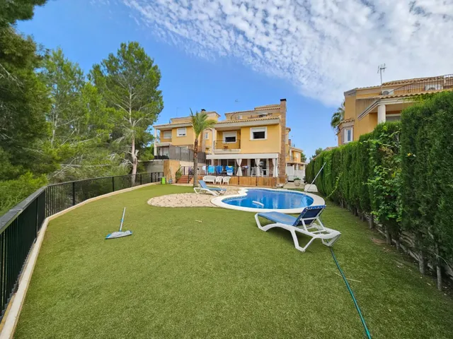 SE VENDE CHALET EN ALTORREAL, MOLINA DE SEGURA