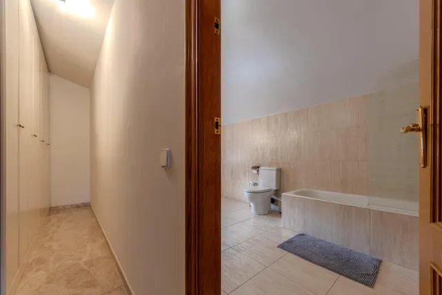 Casa exclusiva y sostenible en Bosques de Tarragona — 45