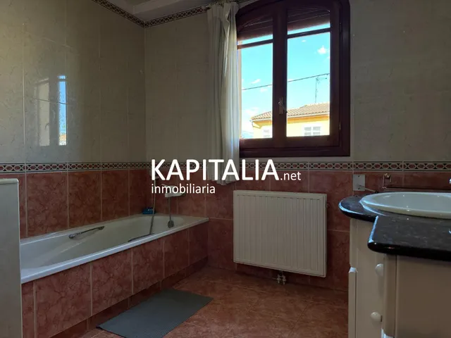 Casa en VENTA en Canals, zona Les Moles, con enorme jardín, grandes posibilidades, parking y 5 dormitorios — 18