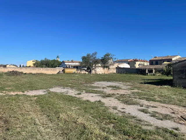 CASA DE PUEBLO CON TERRENO EN VENTA EN LES CABANYES - foto 3