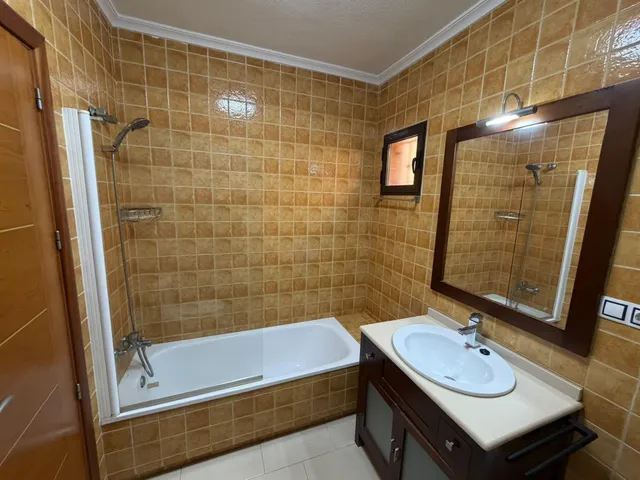 Magnifico chalet con piscina comunitaria, ideal para familias — 19