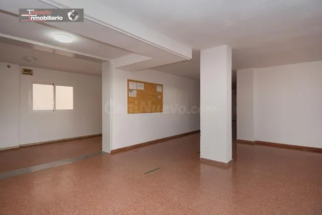 Oportunidad en Pulpi: Amplio Piso para Reformar - foto 4