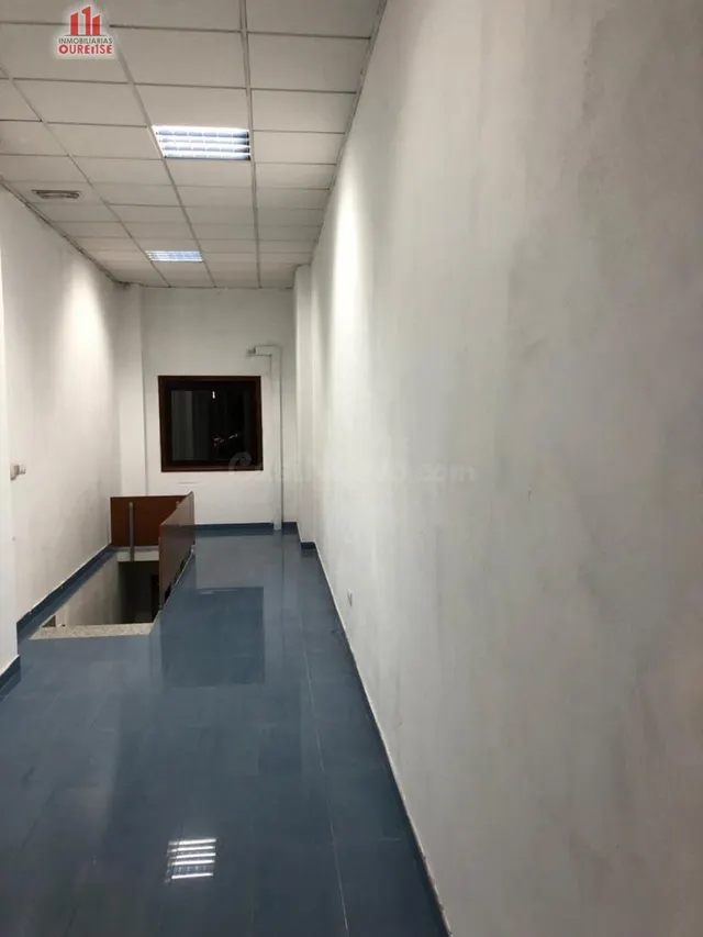 LOCAL COMERCIAL EN LA ZONA DEL COUTO - foto 3
