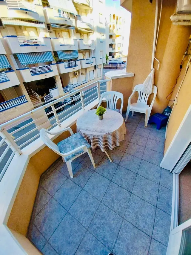 Alquiler de larga estancia en Guardamar en apartamento de 1 habitación. — 14