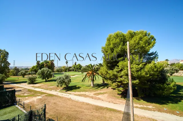 REF: 01525 ADOSADO BONALBA GOLF — 30