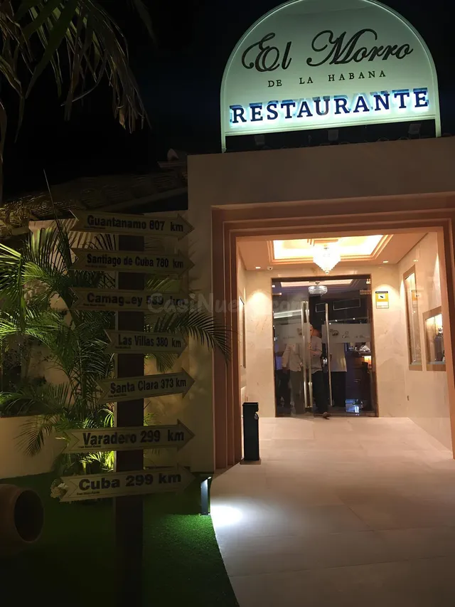 Restaurante 7 habitaciones 756m² en venta - Paraiso-Barronal