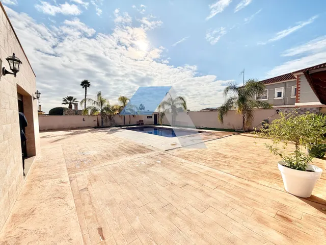 CHALET EN UNA PLANTA EN LA URBANIZACIÓN LOS GIRASOLES — 33