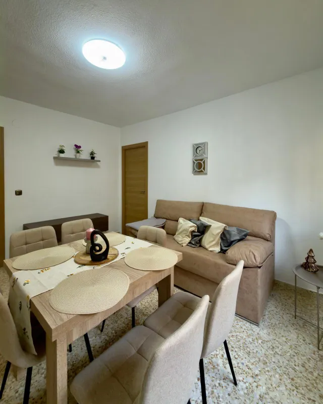 ¡Estrena tu nuevo hogar en Granada: recién reformado, totalmente amueblado y listo para entrar a vivir! — 21