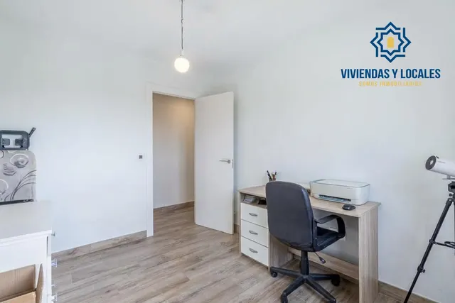 PISO CON GARAJE EN AV. PULIANAS — 19