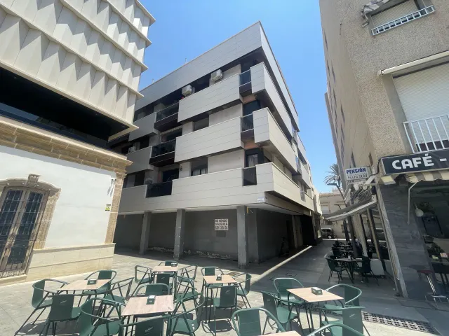 Venta piso en Roquetas de Mar (Almería) — 2