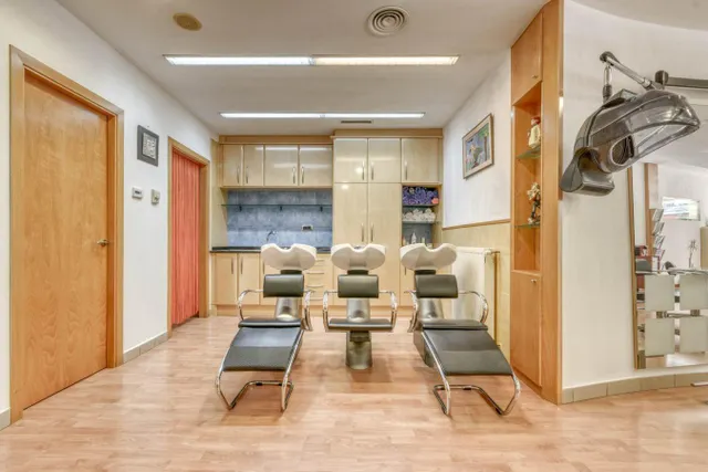Local comercial 68m² en venta - L\'Eixample — 8
