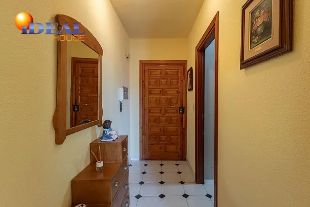 Piso con garaje y trastero en Almuñecar — 21