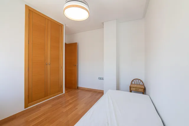 FANTASTICA VIIVENDA DE 4 DORMITORIOS EN SAN VICENTE del RASPEIG — 30
