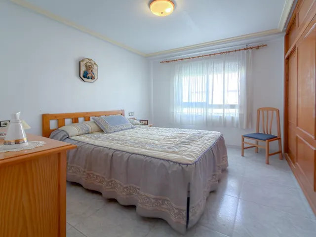 Luminoso apartamento de 2 habitaciones a tan solo 350 mts de la playa del cura — 11