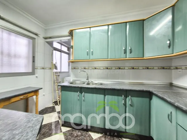 PISO EN VENTA EN VÉLEZ-MÁLAGA - foto 5