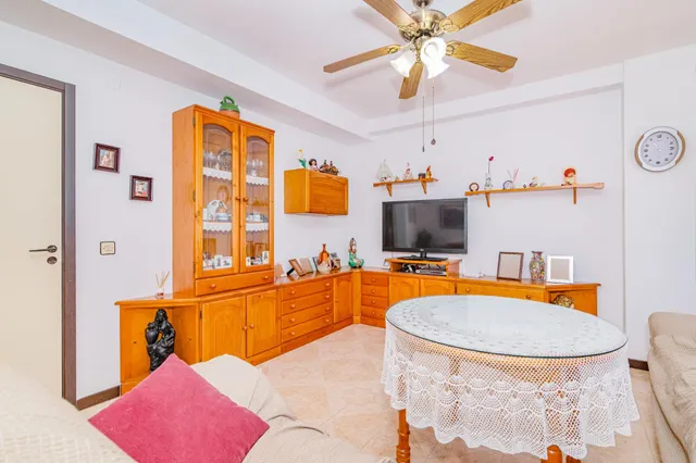 Chalet adosado en Salobreña playa, urb. privada con piscina y jardines. — 38