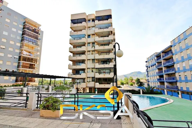 Coqueto apartamento reformado en alquiler, a 50m de la playa