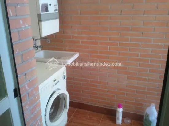 Gran piso con garaje - foto 5