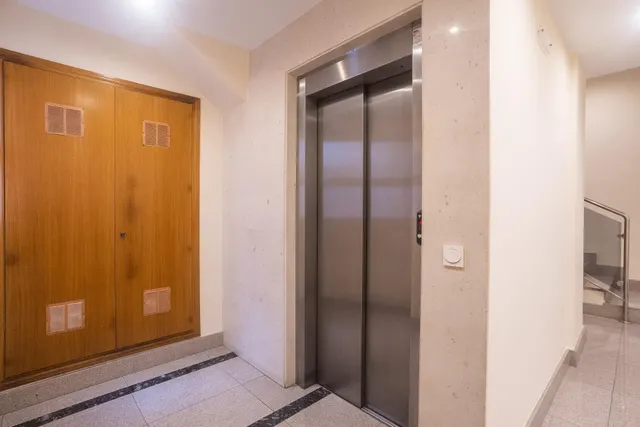 Barrio araceli - almeria: 2 habitaciones + baño + aseo + patio + lavadero + ascensor — 29