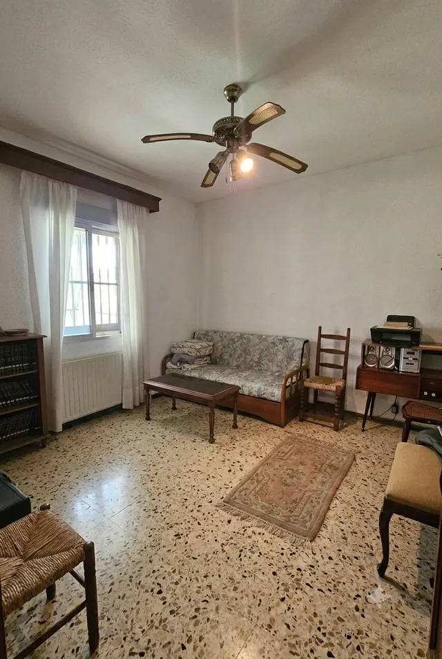 Chalet en venta para reformar en Sansueña, Córdoba — 19