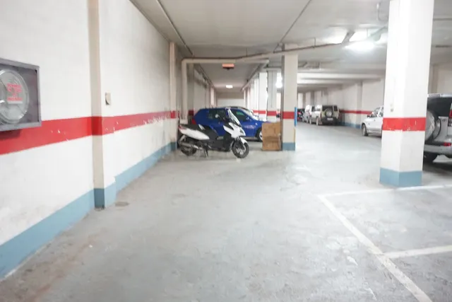 Parking 8m² en alquiler - El arrabal - foto 2