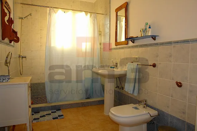 Casa con 8.190m2 de parcela en la zona del Palmeral. — 3