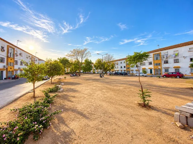 Espectacular vivienda reformada de 130 m2, con dos plazas de aparcamiento y gran patio comunitario en tiro de línea — 20