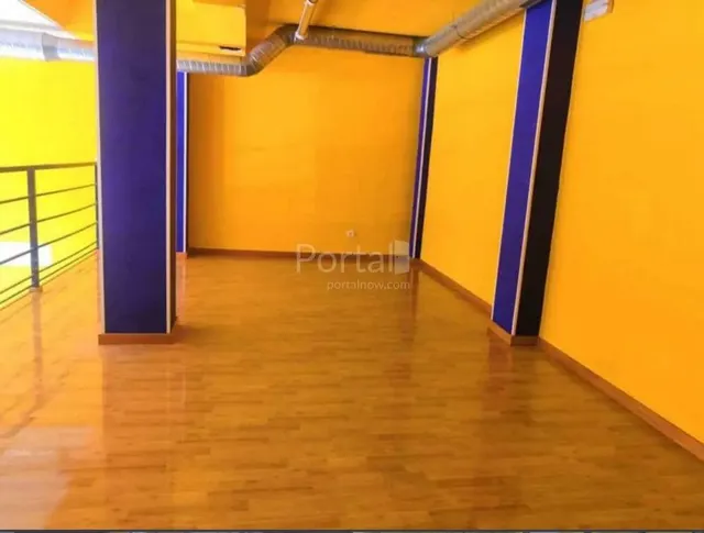 LOCAL COMERCIAL  EN EL CENTRO DE PONFERRADA — 7