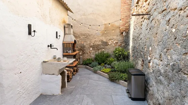 Casa de pueblo amueblada en calle peatonal céntrica — 14