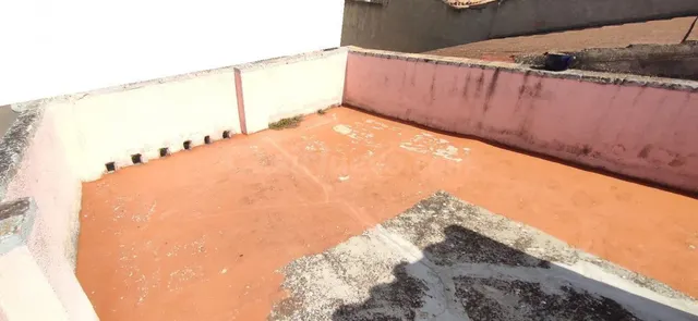 CASA ADOSADA EN VENTA