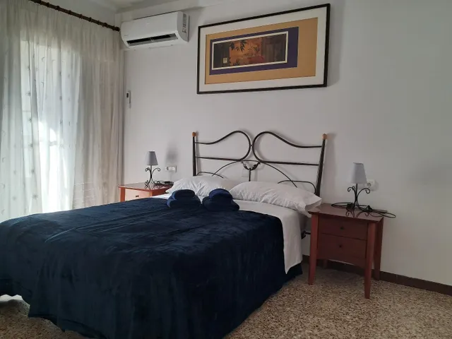 CASA CON LICENCIA TURISTICA 5 Hab — 9