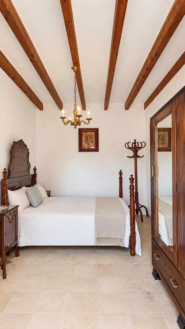 Encantadora casa de pueblo con 4 habitaciones y garaje en plena Serra de Tramuntana. — 6